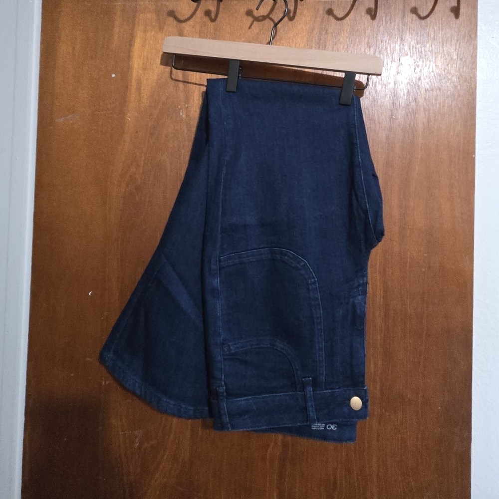 ⚠️SALE⚠️Anthropology, Pilcro High-Rise straigt Bootcut Jeans - Picture 3 of 4